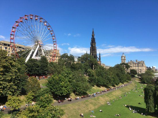 Scott Monument